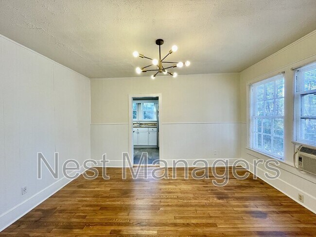 Foto del edificio - 117 Woodside Ave