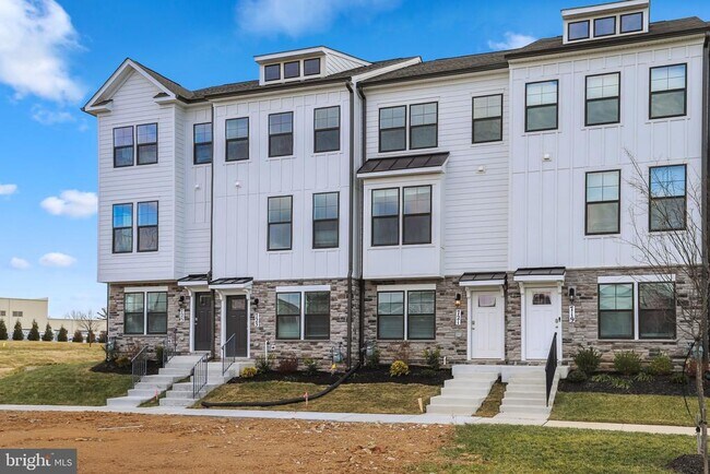 Foto del edificio - 721 Courier Ln