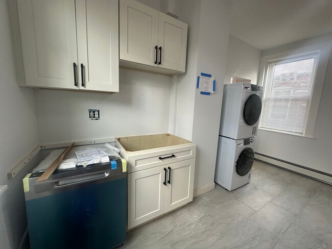 Building Photo - 57 Lubec St