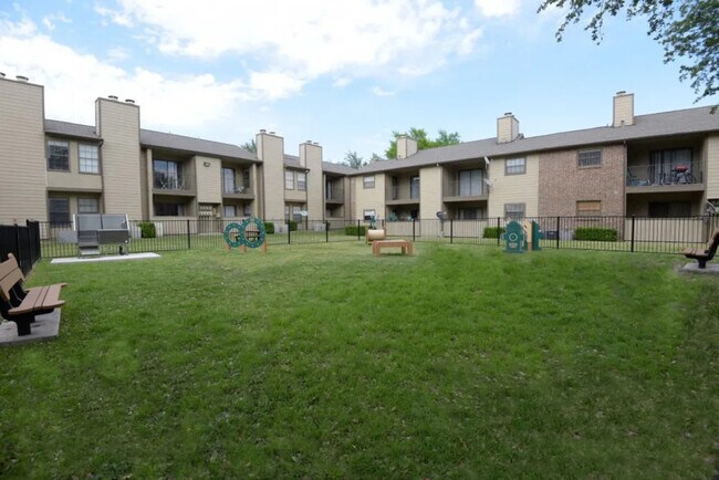Foto del edificio - 17789 Preston Rd