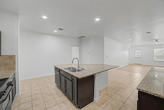 Foto del edificio - 165 Dusky Thrush Dr