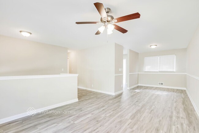 Foto del edificio - 4348 Carrollwood Dr