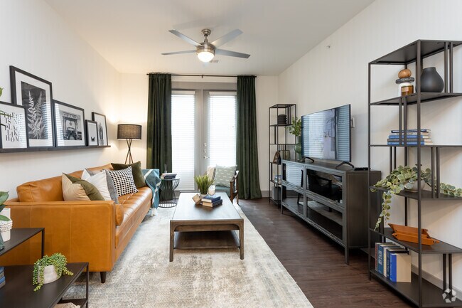 Nexus East - 4