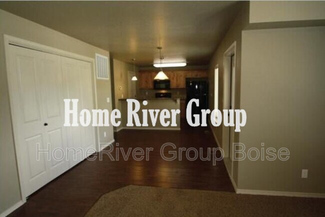 Building Photo - 6637 W Colehaven Dr