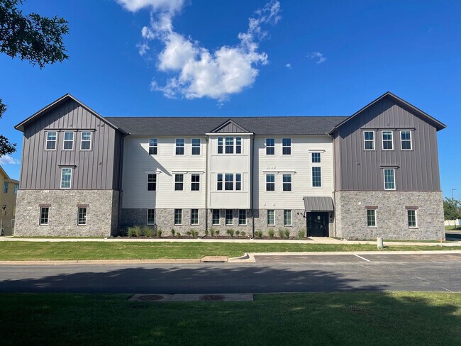 Foto del edificio - Pure Lowell Apartments