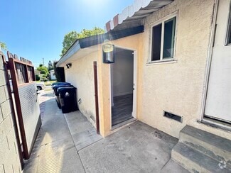 Building Photo - 9490 Obeck Ave