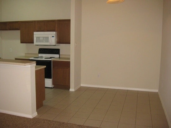 Foto del edificio - ROBIN213-15