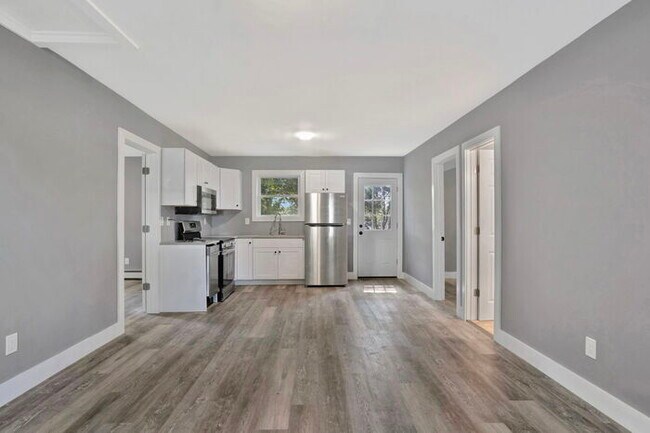 Foto del edificio - 36 Kensington Ave