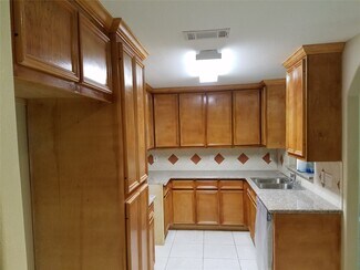 Building Photo - 5530 Melanite Ave