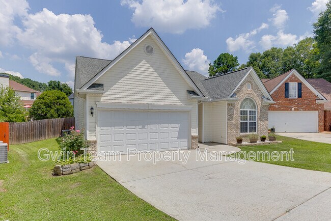Foto del edificio - 2464 Laurelfield Dr
