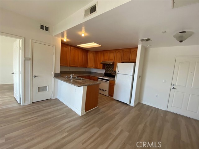 Building Photo - 17888 Alburtis Ave