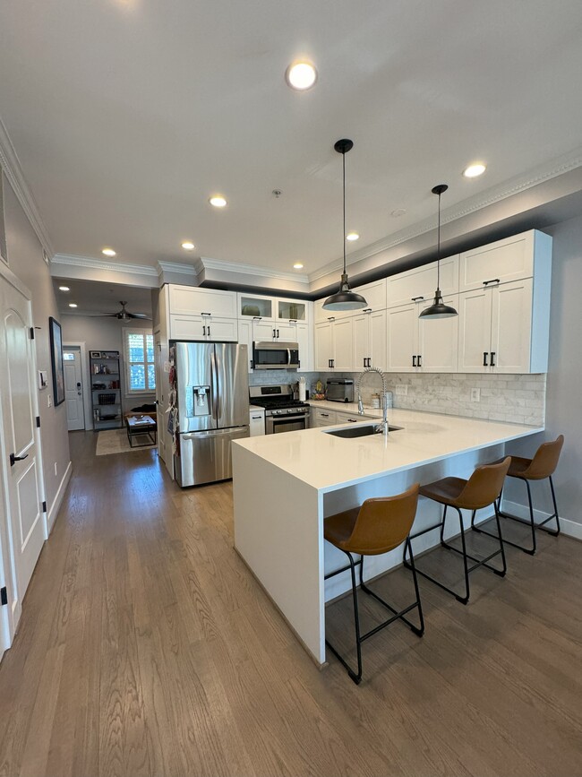 Kitchen - 2029 N Capitol St NE