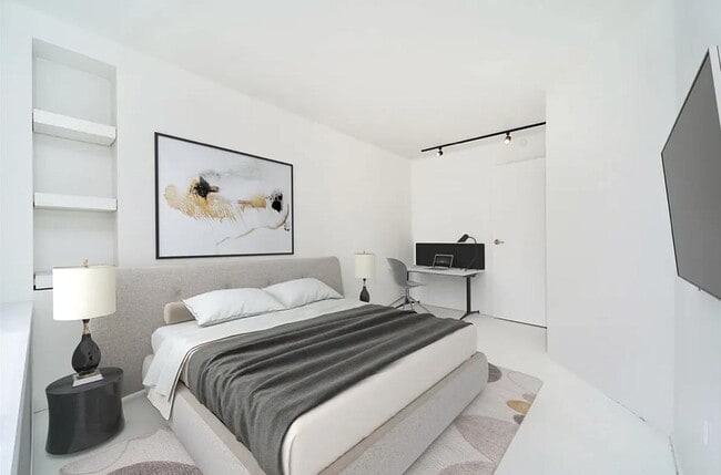 Building Photo - *Welcome to No. 237!*