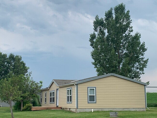 Foto del edificio - 1523 Bryan Rd