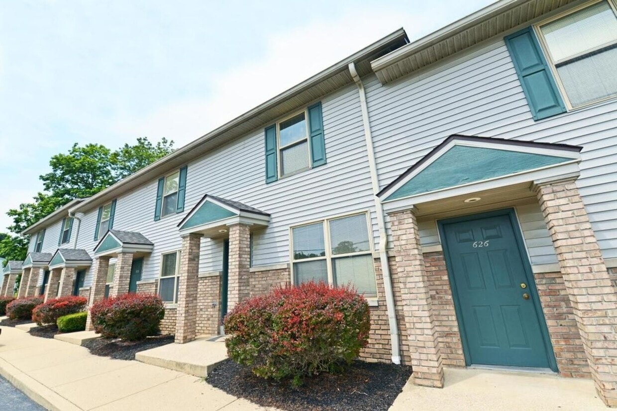 Primary Photo - 3 bedroom, 3 stories