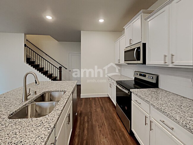 Foto del edificio - 33108 Ten Trails Pkwy SE