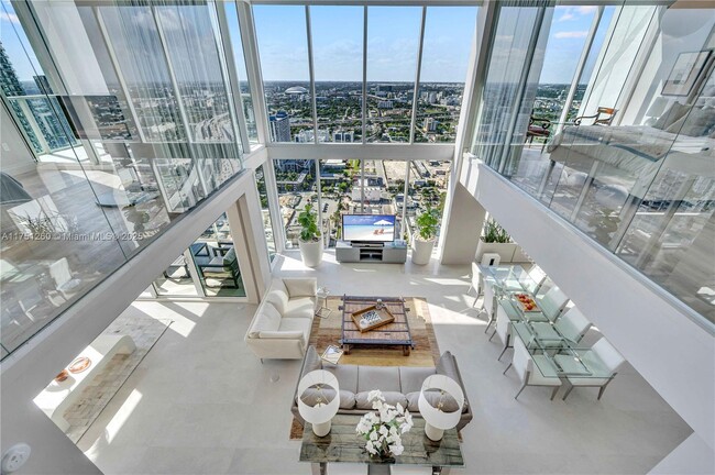 Building Photo - 1040 Biscayne Blvd