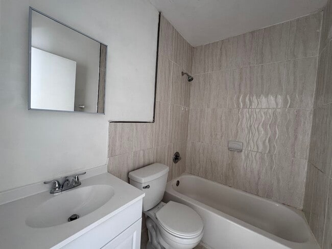 Foto del edificio - 10825 SW 86th St