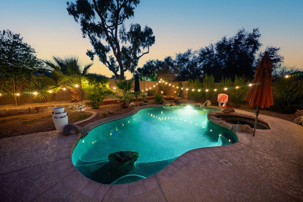 Photo - 142 N Pineview Dr (Chandler, AZ)