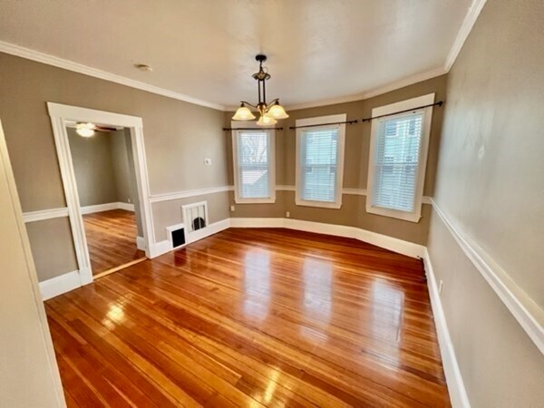 Building Photo - 33 Wachusett St