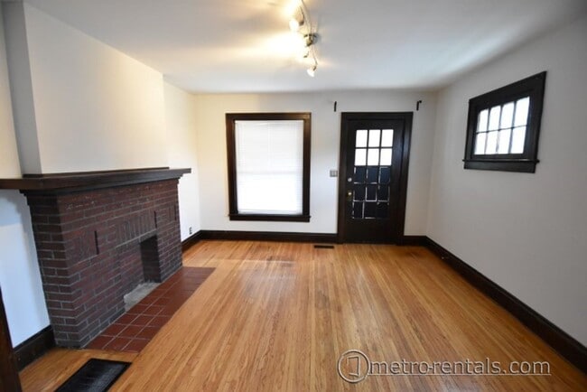 Building Photo - 2659-2661-2661 Deming Ave