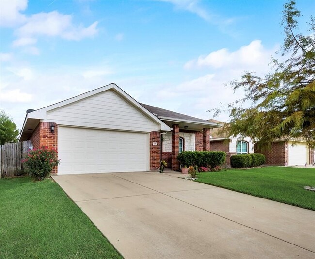 Building Photo - 120 Hamilton Dr