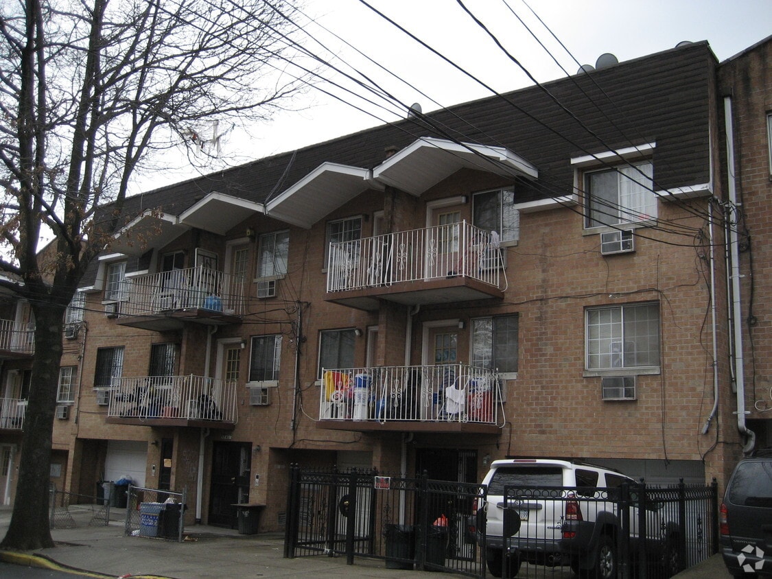 Foto del edificio - 5740 Van Doren St