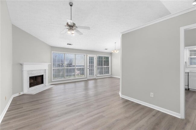 Building Photo - 2110 Racquet Club Cir NW