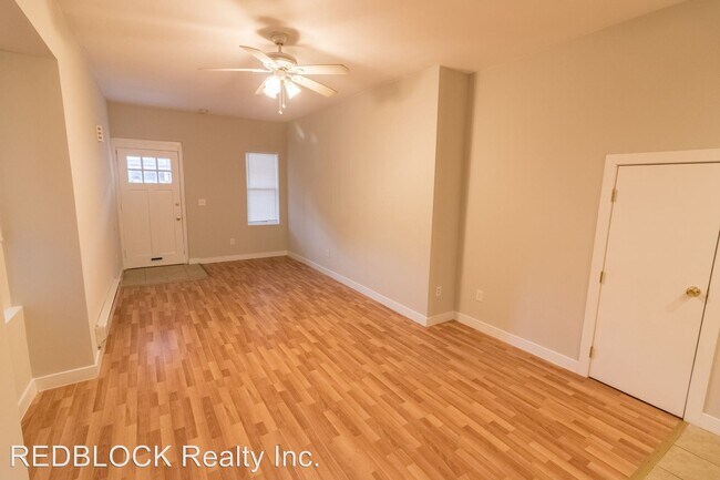 Building Photo - 2 br, 1 bath Apartment - 5038 Locust St