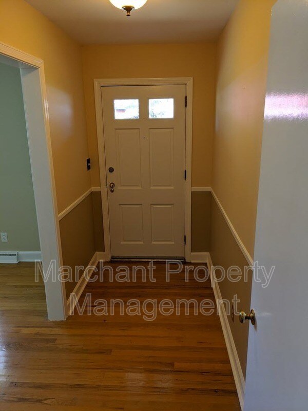 101 Flamingo Dr, Greenville, SC 29609 House for Rent in Greenville