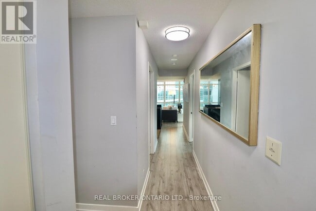 Building Photo - 381 Front St W