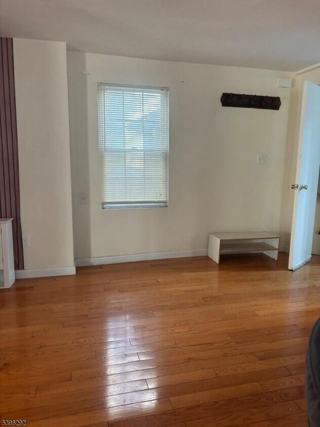 Foto principal - 306 Dodd St