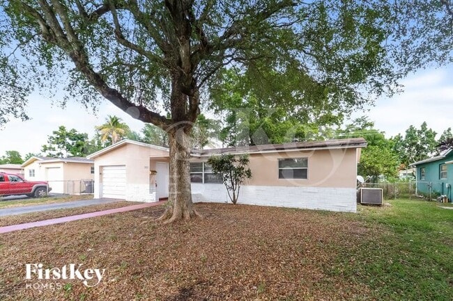 Foto del edificio - 4180 NW 34th Way