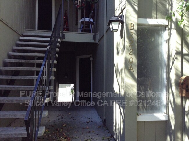 Building Photo - 2220 Almaden Rd