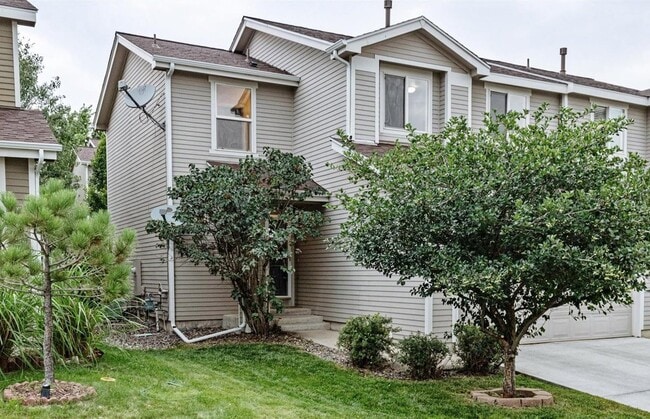 Building Photo - 5374 S Quatar Cir