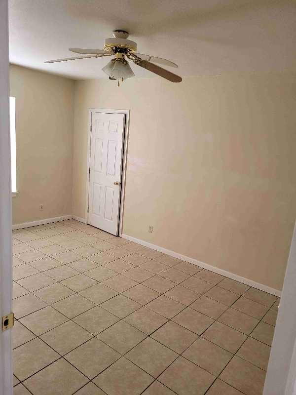Building Photo - 1109 Williamson Dr