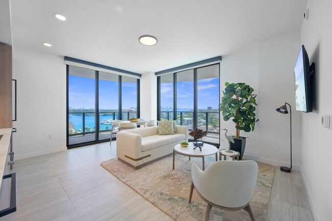 Foto del edificio - 580 72nd St