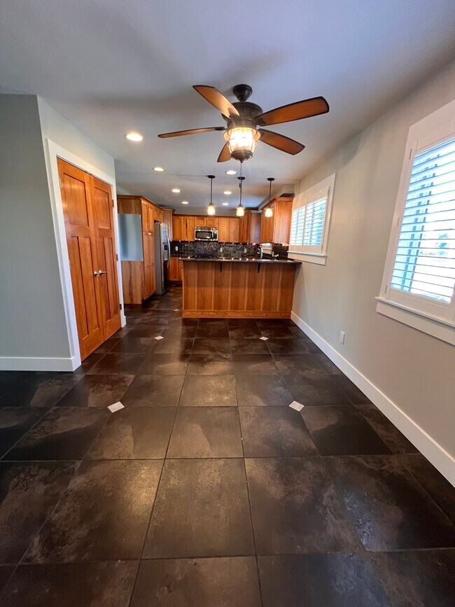 Foto del edificio - 42544 Saltz Rd