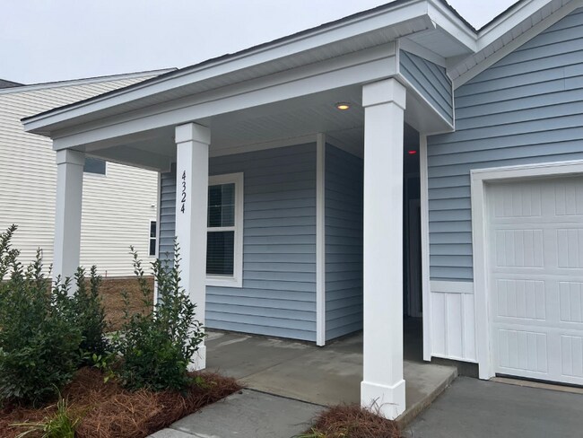 Foto del edificio - 4324 Ocean Farm Dr