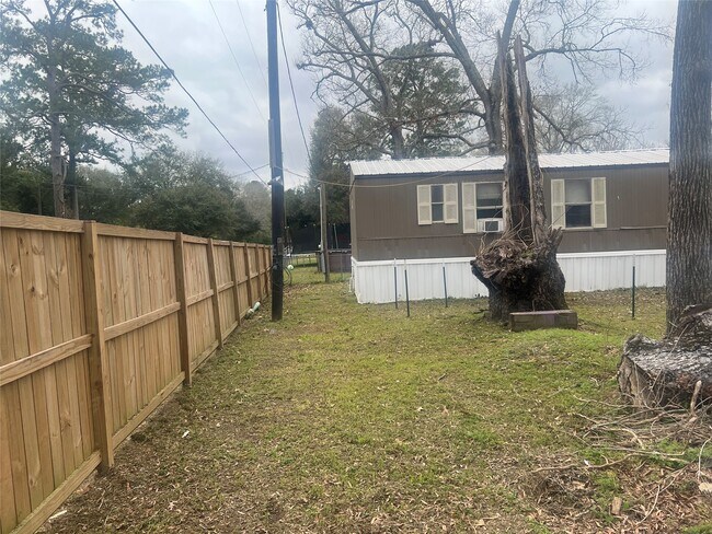 Building Photo - 25083 Billy Lee Dr