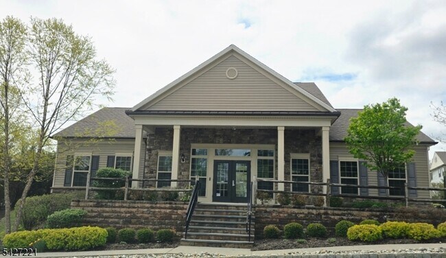 Foto del edificio - 76 Albert Ct