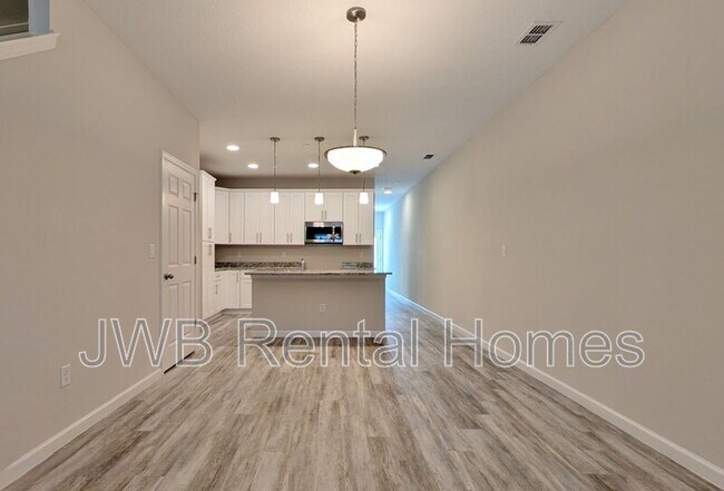 Foto del edificio - 892 5th Ave S