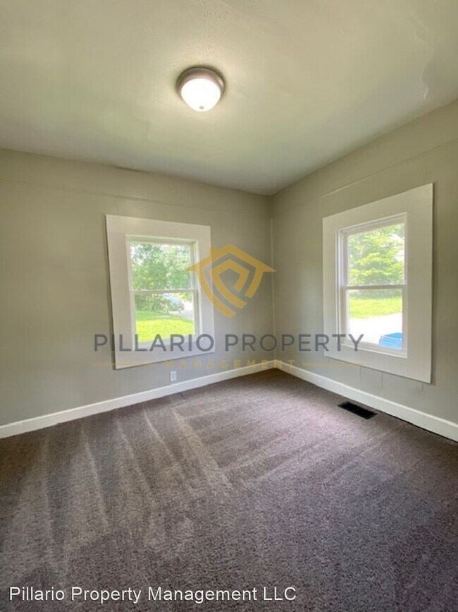 Foto del edificio - 2 br, 1 bath House - 411 W 41st St