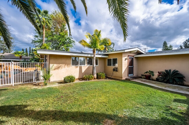 Building Photo - 14722 Candeda Pl