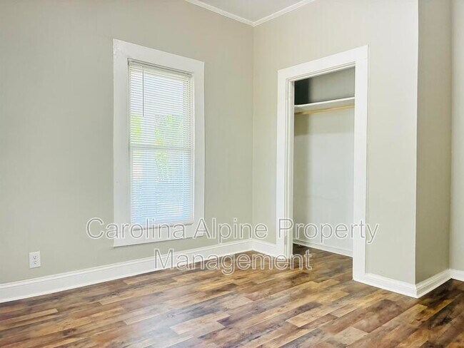 Foto del edificio - 1219 4th St