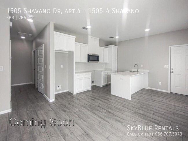 Building Photo - 1505 Shavano Dr