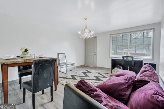 Building Photo - 968 Sexton Dr