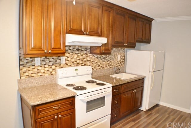 Building Photo - 4273 Farquhar Ave