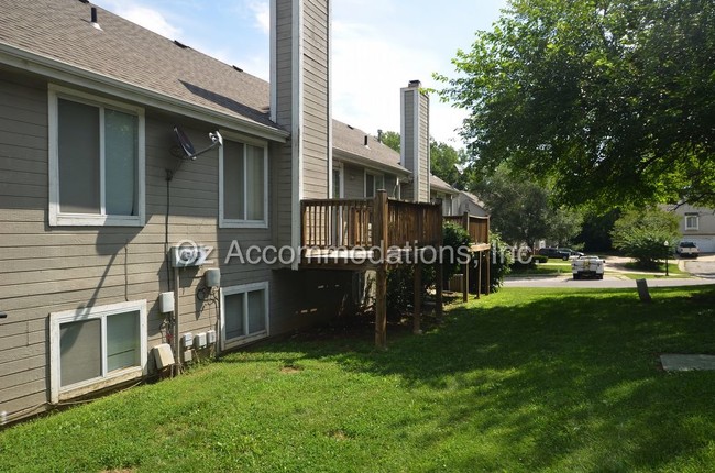 Building Photo - 8924 Hauser St, Lenexa, KS 66215