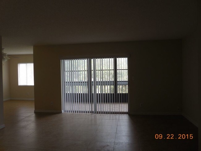 Foto del edificio - 841 N. Keene Rd. C